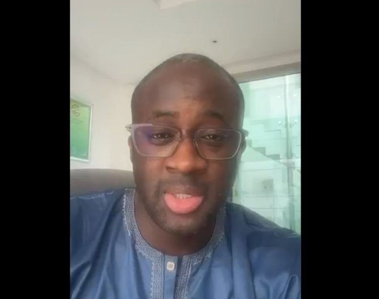 亚亚图雷社媒：祝贺塞梅尼奥转会曼城，42号球衣延续了非洲传承