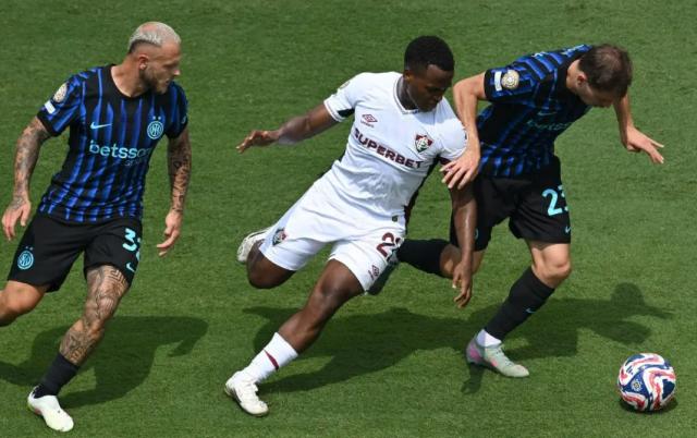 开云-【观察】痛苦的灵蛇，升空的新月