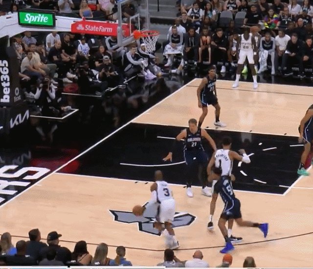 开云真人-“炮马”打造全新空接之城 4号秀惊艳发挥刺密狂喜