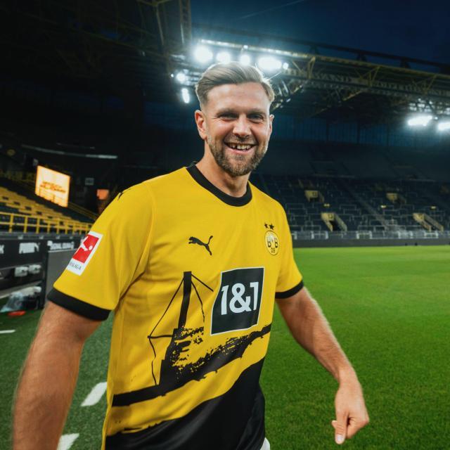 开云-菲尔克鲁格加盟多特蒙德，当阿莱替补还是搭档？