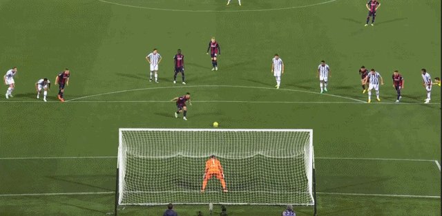 1682894597185013699.gif 尤文10点球.gif