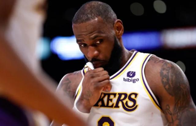 开云百家乐-惨败鹈鹕主场被嘘 詹姆斯坦言已不知道该如何改变