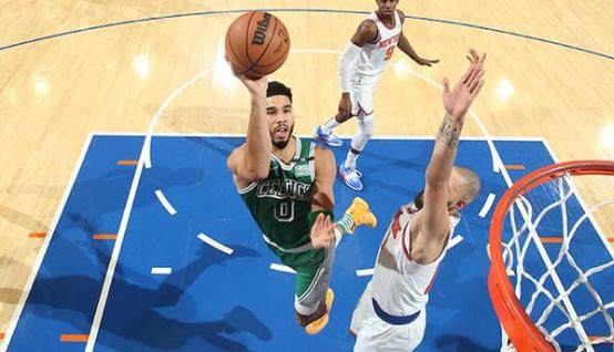 开云-领先25分遭遇逆转与绝杀 关键时刻迷失成绿军常态