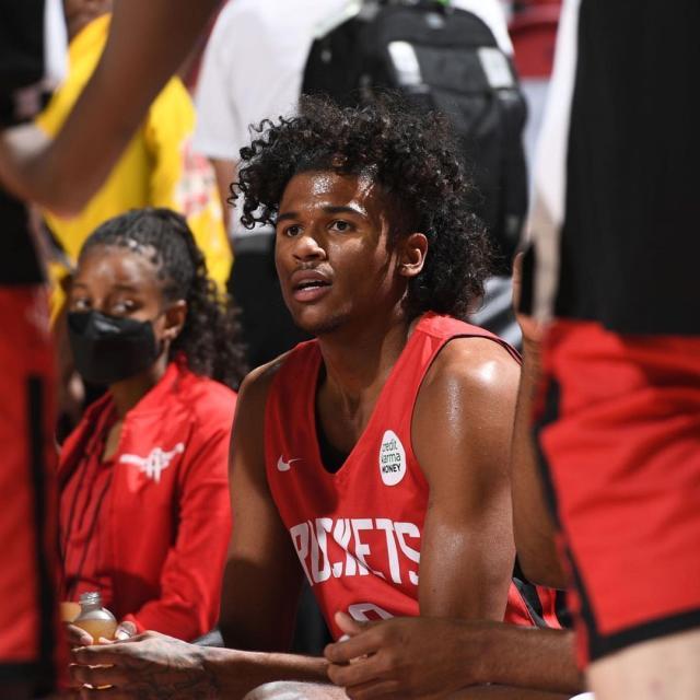 开云体育官网-新赛季总经理调查（下）字母最佳防守 斯波最佳教练